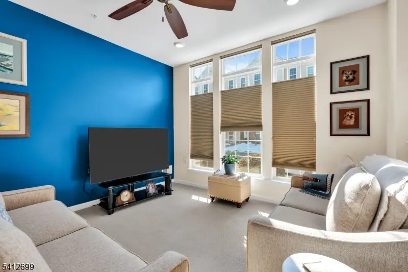 17 Jasmine Ln, Garfield, NJ 07026 - #3