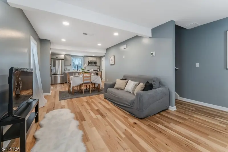 52 Lewis St, Phillipsburg, NJ 08865 - #3