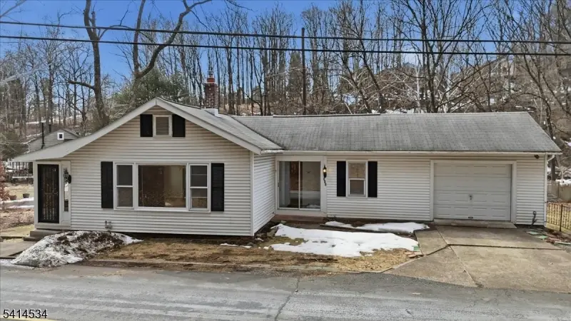 213 York Rd, Milford, NJ 08848 - #1