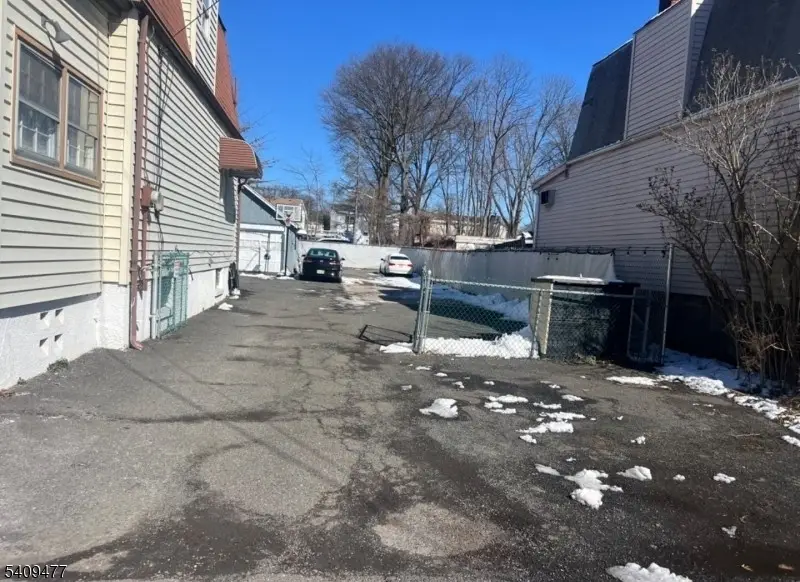 2485 Vauxhall Rd, Union, NJ 07083 - #3