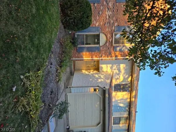 38 Fox Hill Ln, Hillsborough Twp., NJ 08844