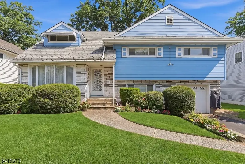 137 Voorhees St, Teaneck, NJ 07666 - #1