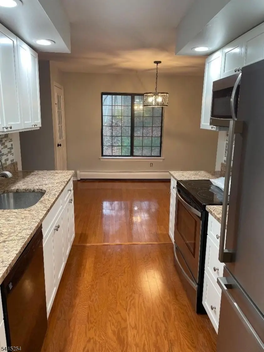 18 Foxwood Dr #H, Morris Plains, NJ 07950 - #3