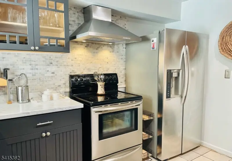 17 Country Club Ln, Elizabeth, NJ 07208 - #2