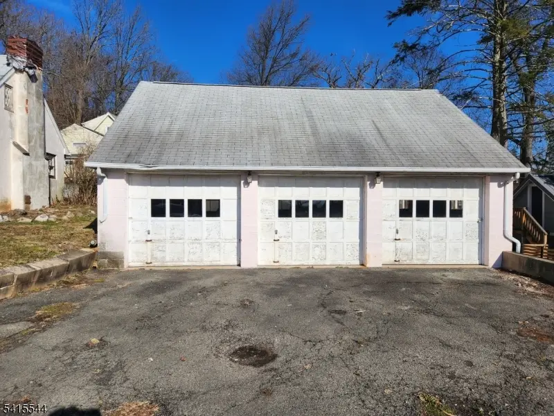 116 Johnston Dr, Watchung, NJ 07069 - #2