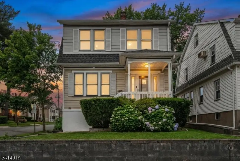 429 Clifton Blvd, Clifton, NJ 07013 - #1