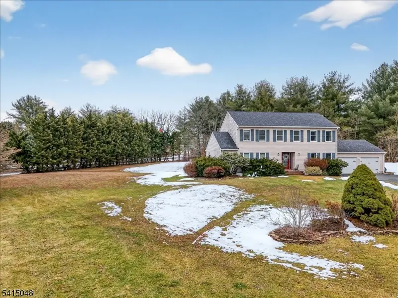 5 Fisher Ct, East Amwell, NJ 08551 - #2