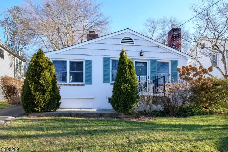 32 Center St, Bernardsville, NJ 07924 - #2