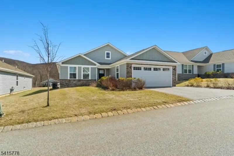 8 Lam Dr, Hardyston, NJ 07419 - #2