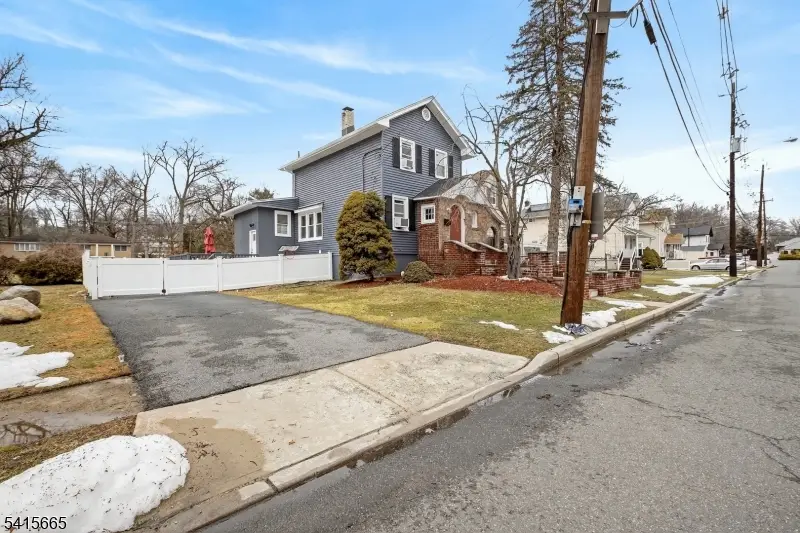 652 Harvard St, New Milford, NJ 07646 - #3