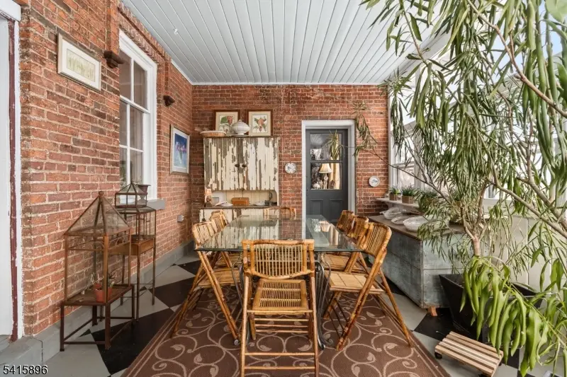 20 Belvidere Ave, Oxford, NJ 07863 - #3