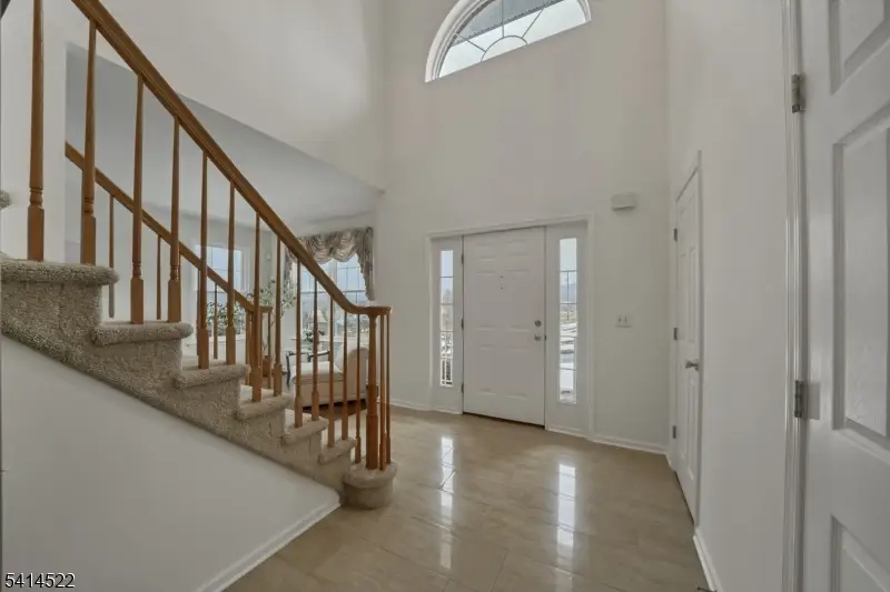 5 Candour Ct, Washington, NJ 07853 - #3