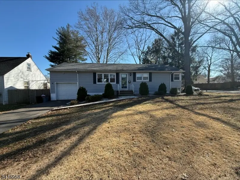 1110 Elm Ter, Rahway, NJ 07065 - #3