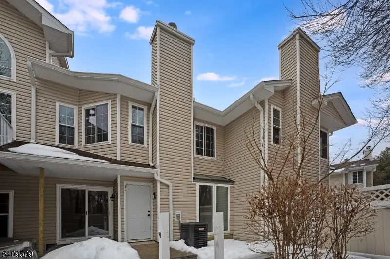 12 Encampment Drive, The Hills, NJ 07921 - #2