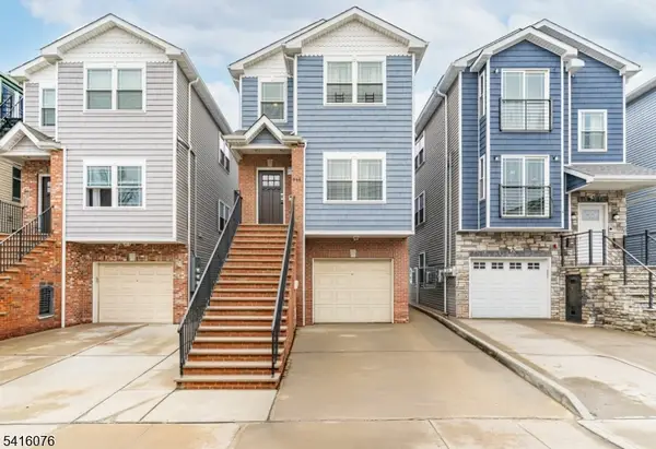 944 Flora St, Elizabeth City, NJ 07201