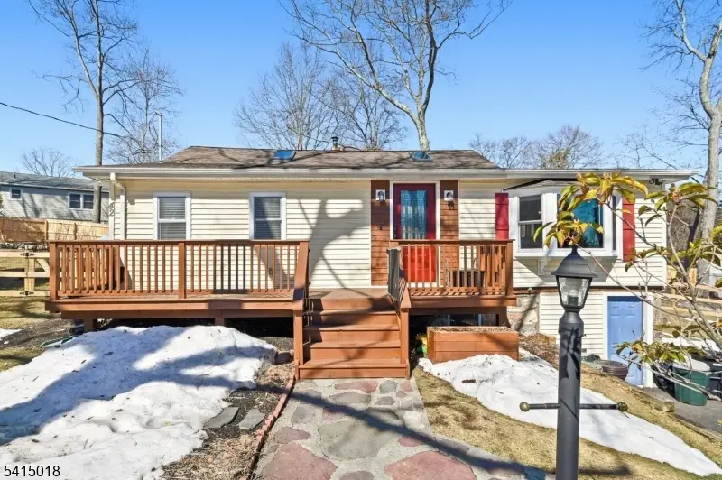 42 Woodside Dr, West Milford, NJ 07480 - #1