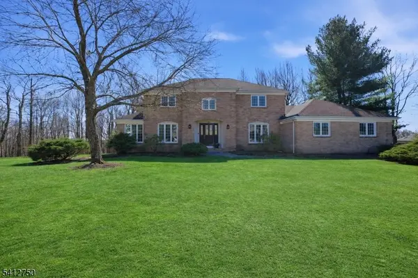 50 Pinewood Cres, Berkeley Heights Twp., NJ 07922