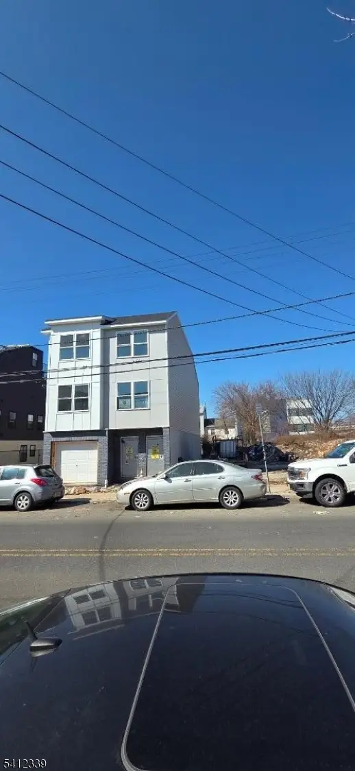 403 S 10th St, Newark, NJ 07103 - #2