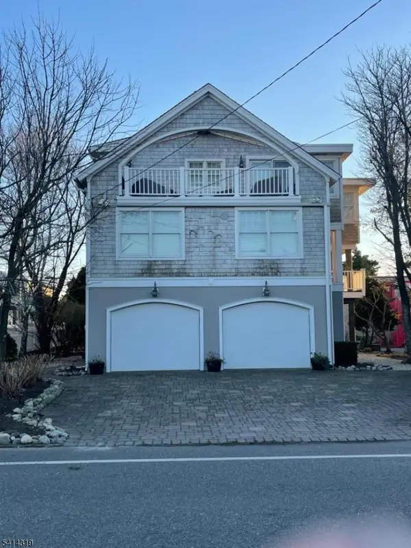 46 W 80th St, Harvey Cedars Boro, NJ 08008