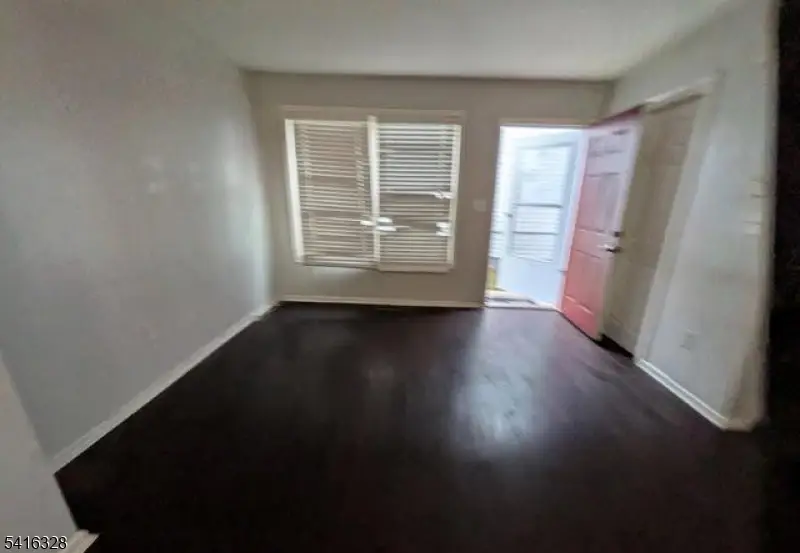 677 S 14th St, Newark, NJ 07103 - #2