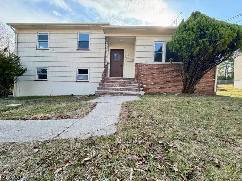 27 Old Short Hills Rd, Livingston, NJ 07052 - #1