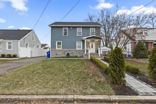 33 Mcauliffe Dr, North Brunswick Twp., NJ 08902