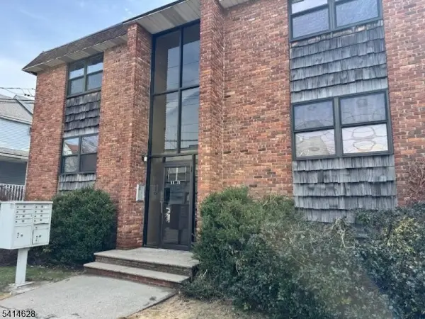 68-70 Montgomery St., Unit 7 #7, Bloomfield Twp., NJ 07003