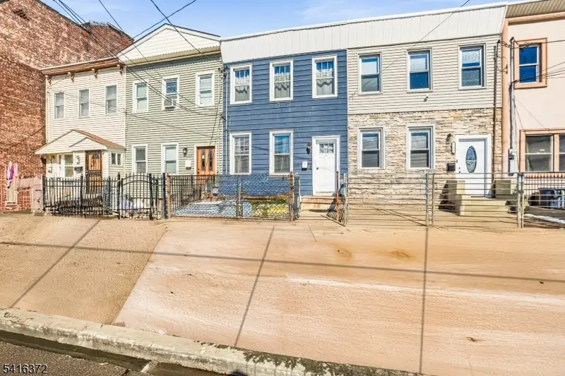 138 Broadway, Jersey City, NJ 07306 - #2