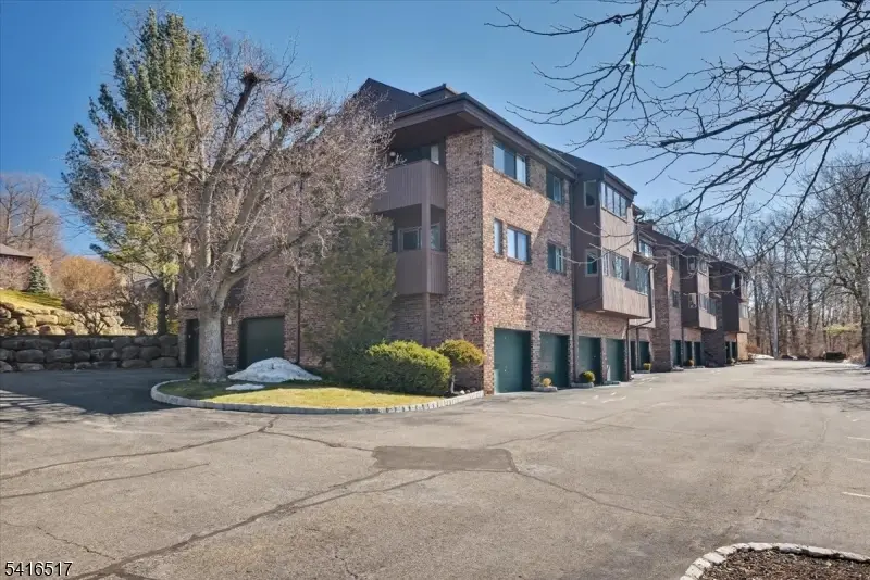 218 Indian Hollow Ct #218, Mahwah, NJ 07430 - #2