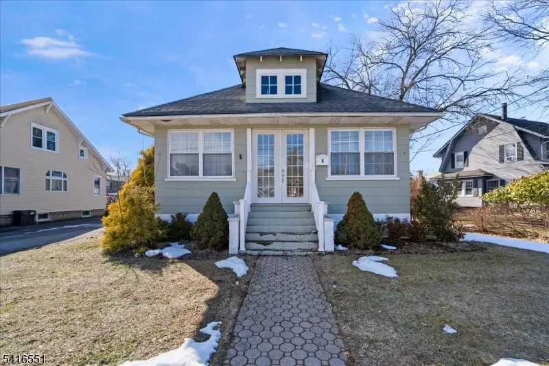 6 Center St, Pompton Lakes, NJ 07442 - #1