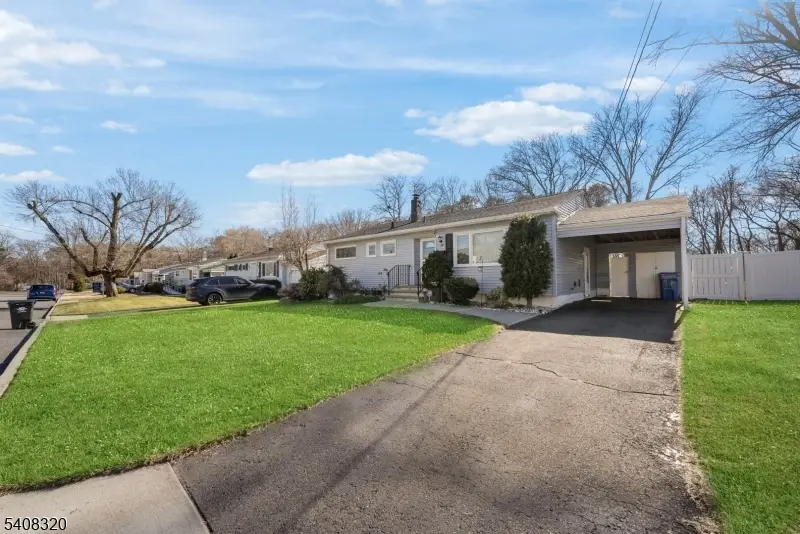 14 Andover Rd, Old Bridge, NJ 08857 - #3