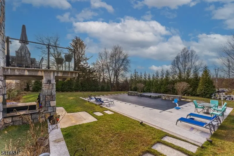 281 Beaufort Ave, Livingston, NJ 07039 - #2