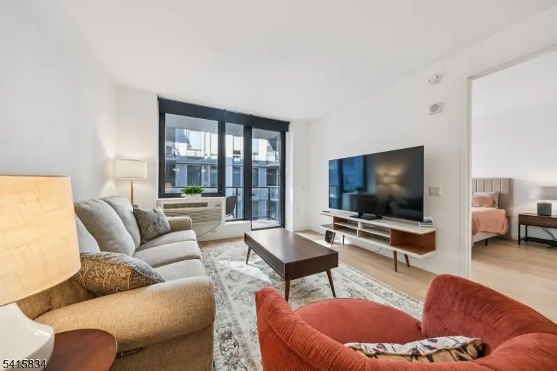 160 1st St #1111, Jersey City, NJ 07302 - #1