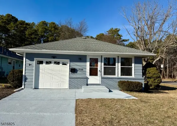 2268 Mount Hood Ln, Toms River Township, NJ 08753