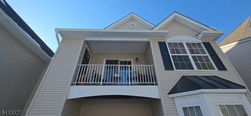 458 Cambridge Dr, Butler, NJ 07405 - #1