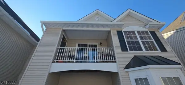 458 Cambridge Dr, Butler Boro, NJ 07405