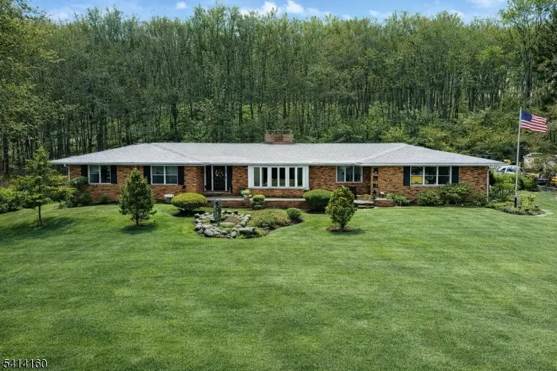 25 Ruth Dr, Wantage, NJ 07461 - #1