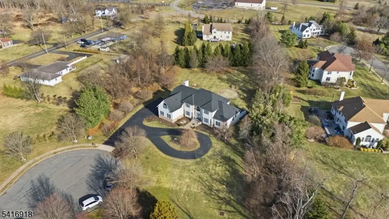 3 Cole Ct, Raritan, NJ 08822 - #1