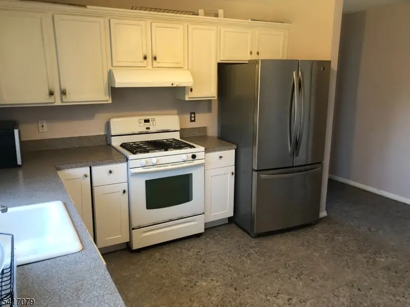 202 North St, Manville, NJ 08835 - #3