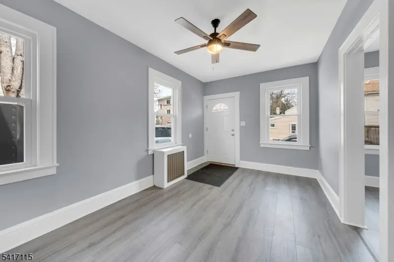 54 Thomas St, Watsessing, NJ 07003 - #3
