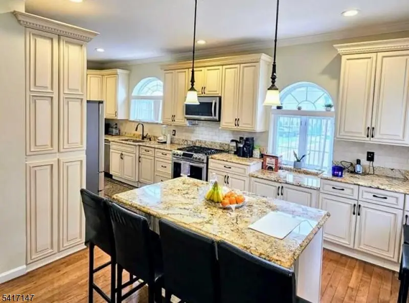 89 Rose St, Wood Ridge, NJ 07075 - #2