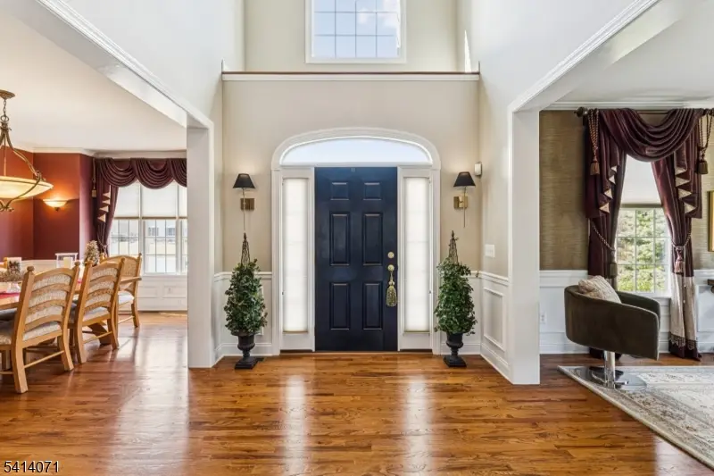 18 Laurel Ct, Branchburg, NJ 08876 - #2