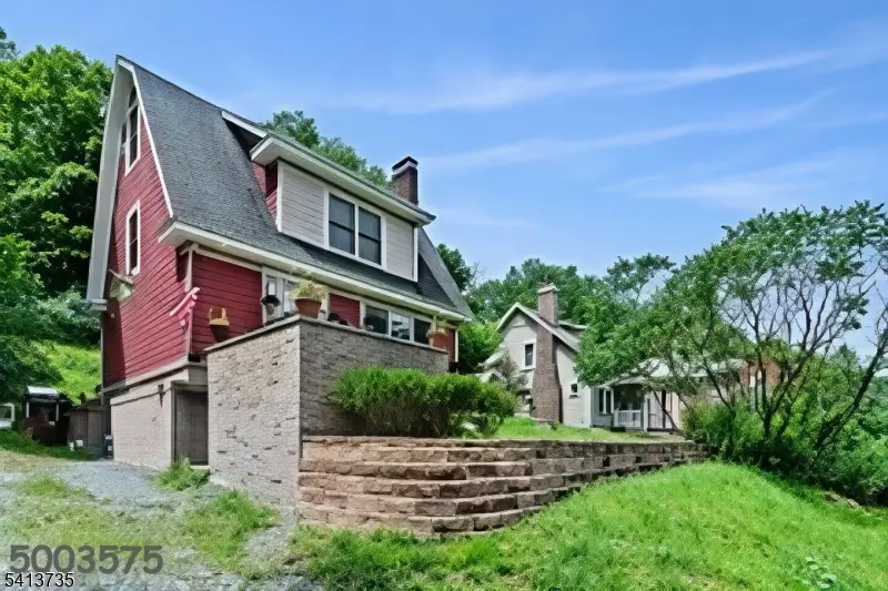 2097 State Route 31, Glen Gardner, NJ 08826 - #1