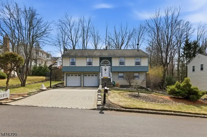 4 Shelley Ct, Sparta, NJ 07871 - #2