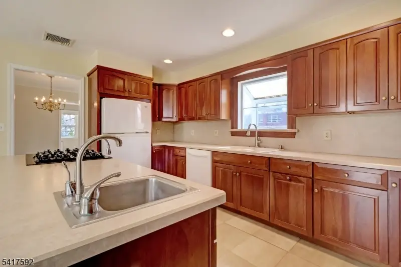 1 Knapp Ave, Florham Park, NJ 07932 - #3