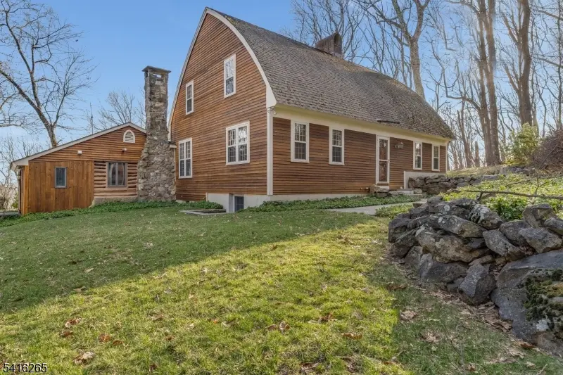 2 Driftway Dr, High Bridge, NJ 08829 - #1