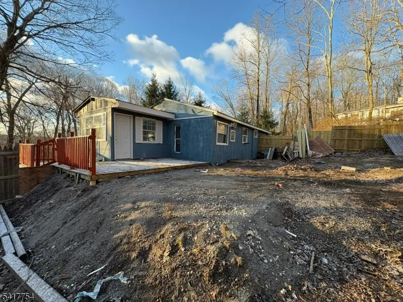 901 Chestnut Path, Crandon Lakes, NJ 07860 - #3