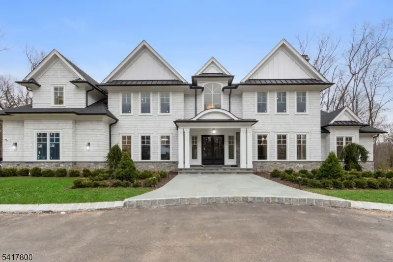 104 Chestnut Ridge Rd, Saddle River, NJ 07458 - #3