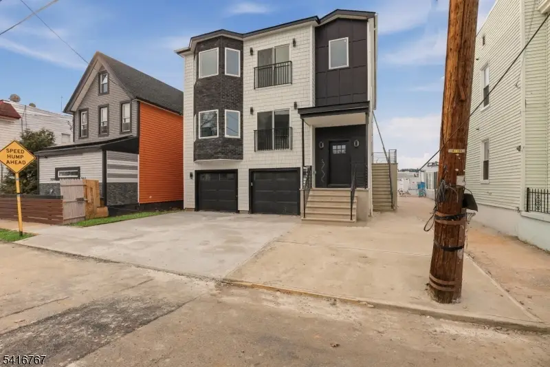 203 Maple Ave, Irvington, NJ 07111 - #3