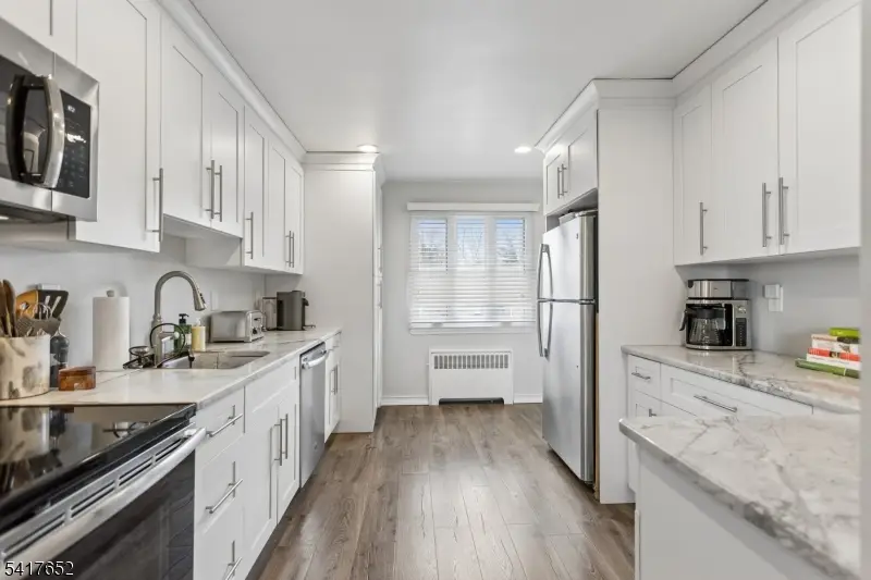 97B Troy Dr #B, Springfield, NJ 07081 - #1